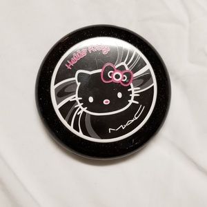 Mac Hello Kitty Beauty Powder